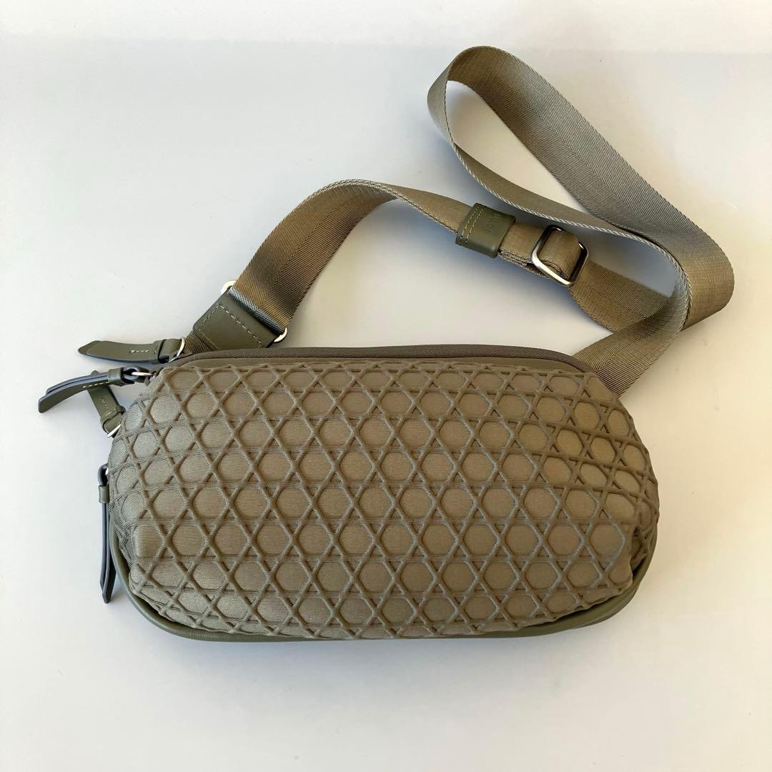 ◆美品 LAQUOH ラクーオ 2way ショルダーバッグ ボディバッグ