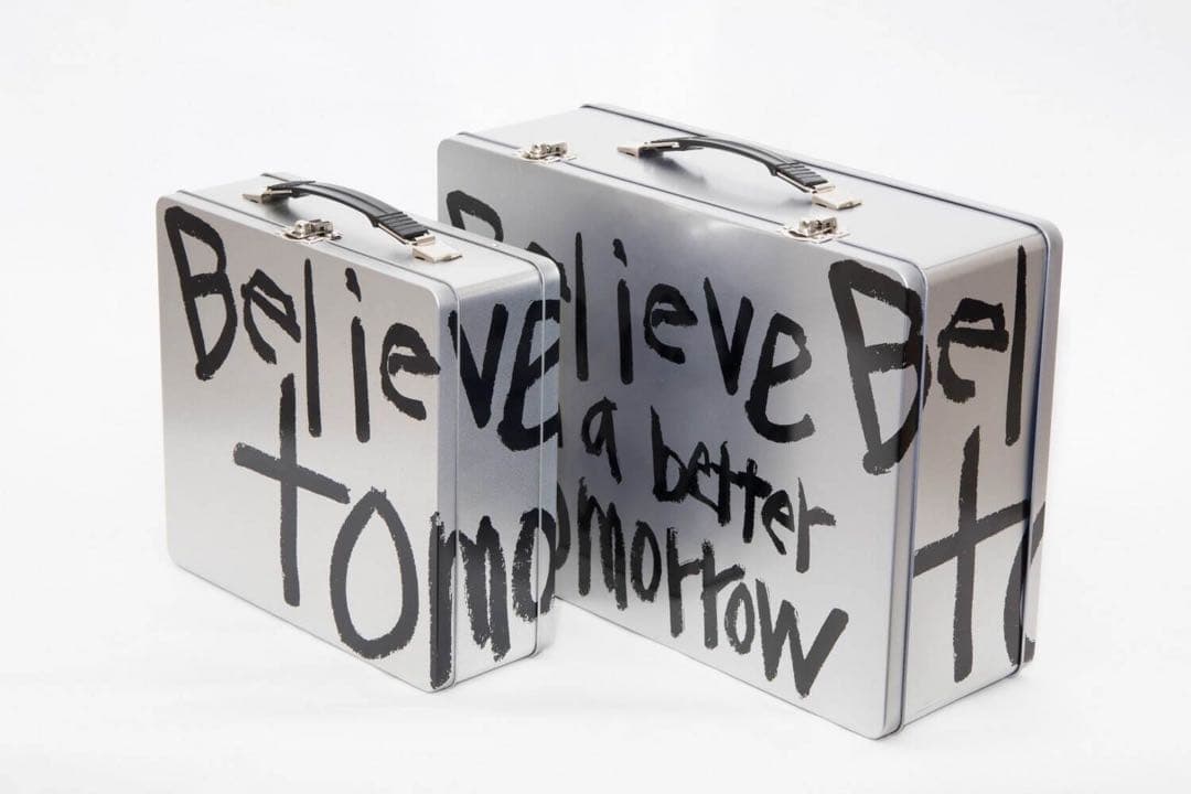 Comme des garçons メッセージトランク　青山店限定　大 コム デ ギャルソンの青山店限定“ブリキ”のメッセージ トランク