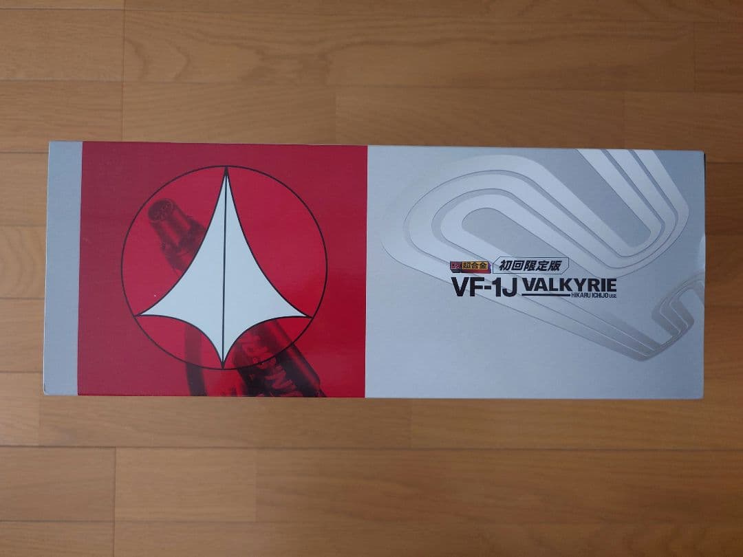 DX超合金 初回限定版 VF-1J バルキリー & パーツセット