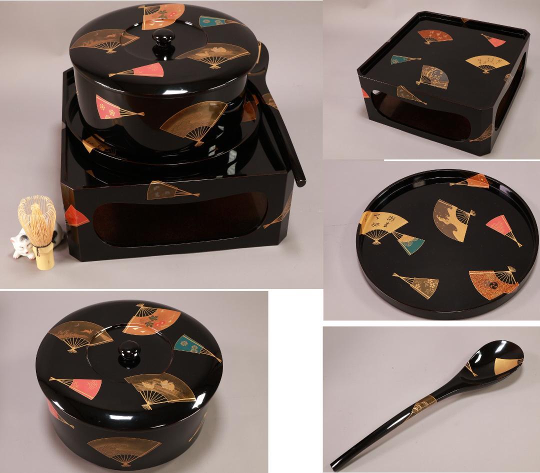 607718 【 ほぼ未使用 懐石道具 木製柿合黒塗 半月膳5客揃 会席膳 紙箱