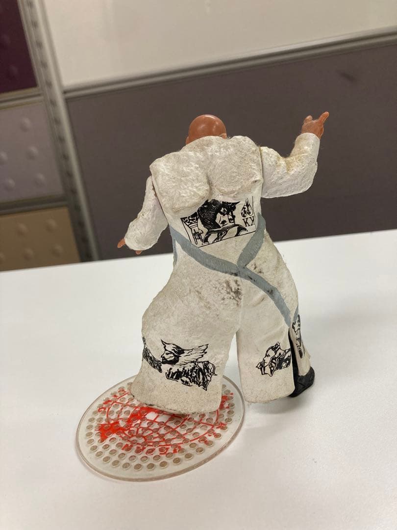 新春セール アントニオ猪木フィギア&貯金箱 (おまけKEIJI MUTOH))