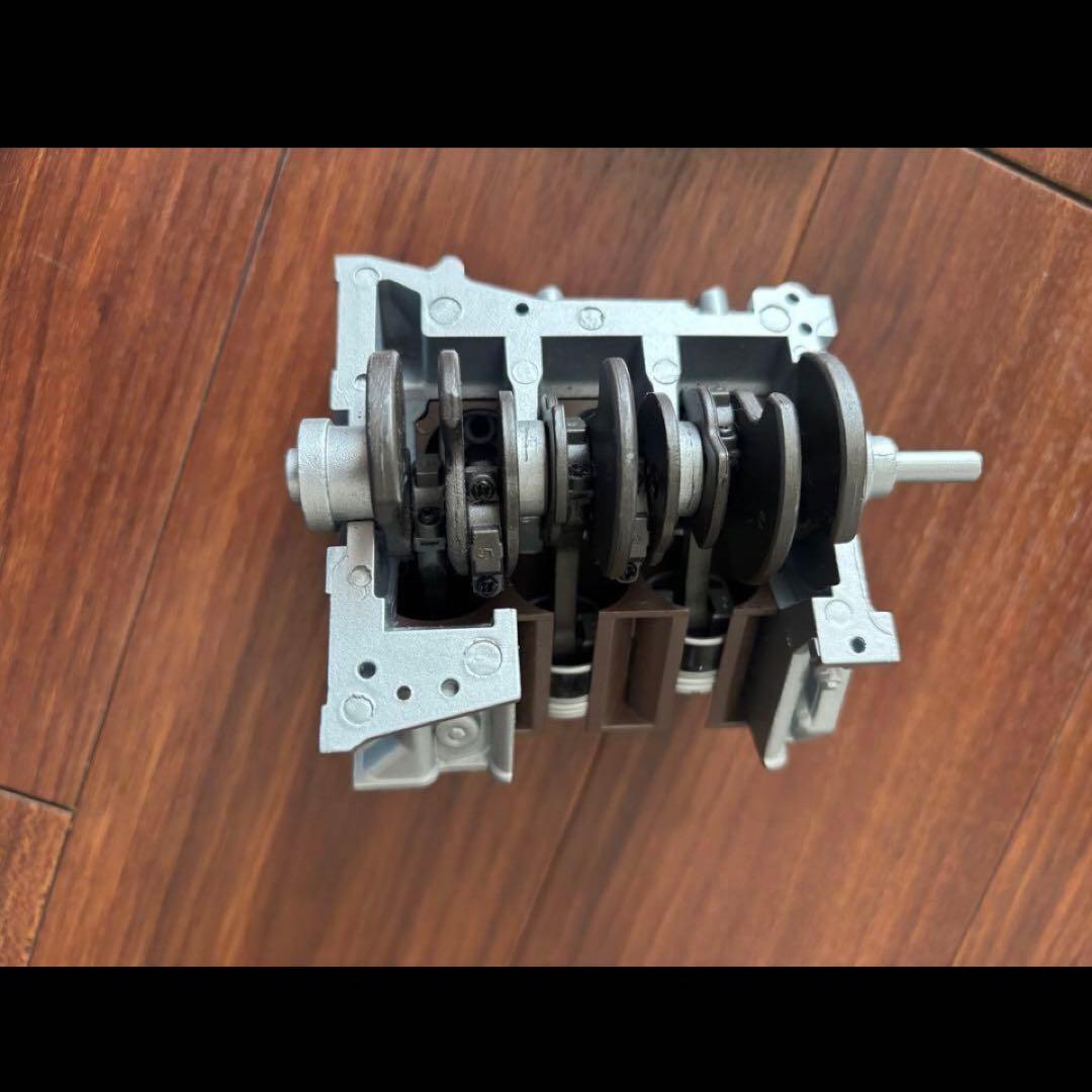 週間日産GTR VR38DETT 100-130 イーグルモス　r35 エンジン