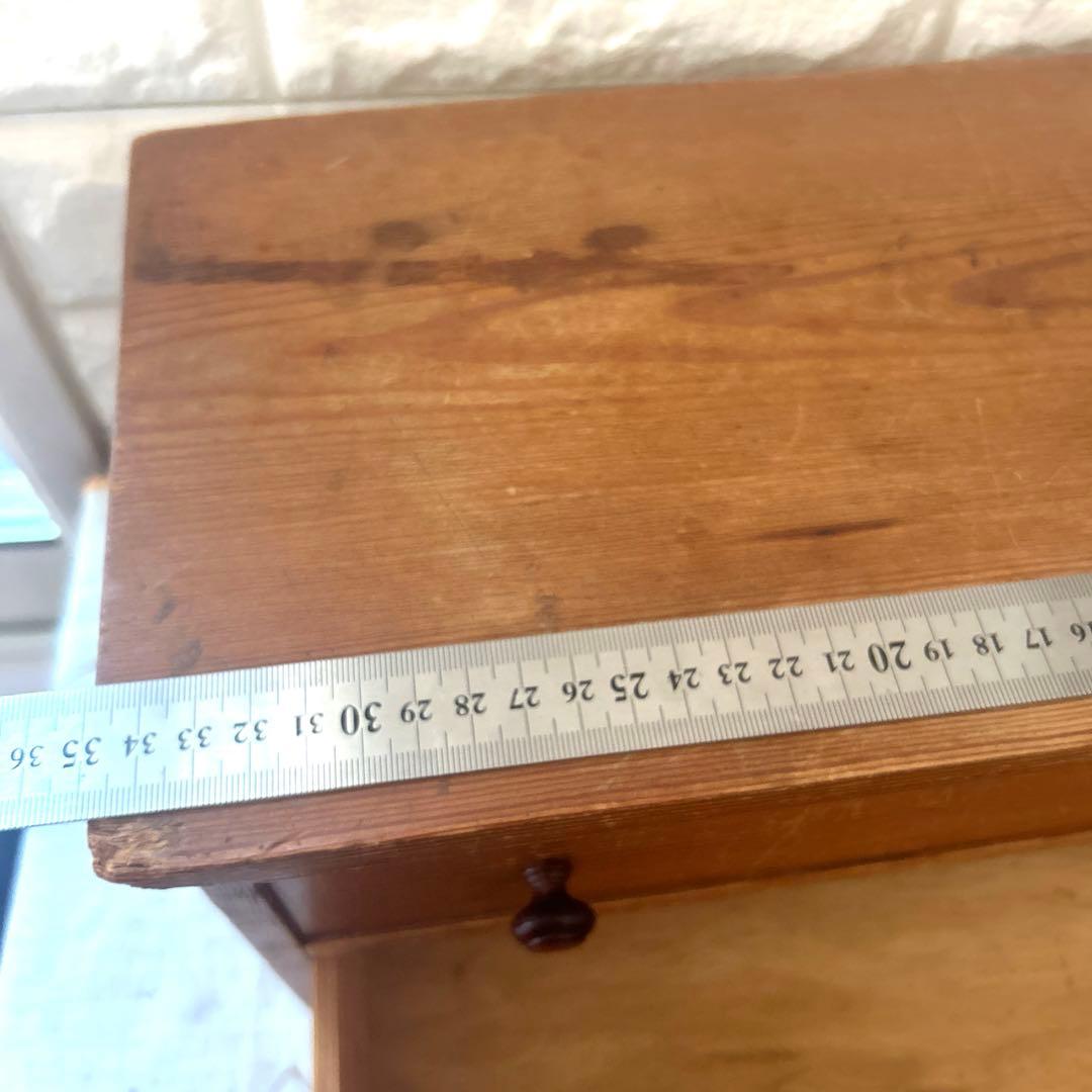 イギリスアンティーク オールドパイン 鍵付きスモールチェスト - メルカリ