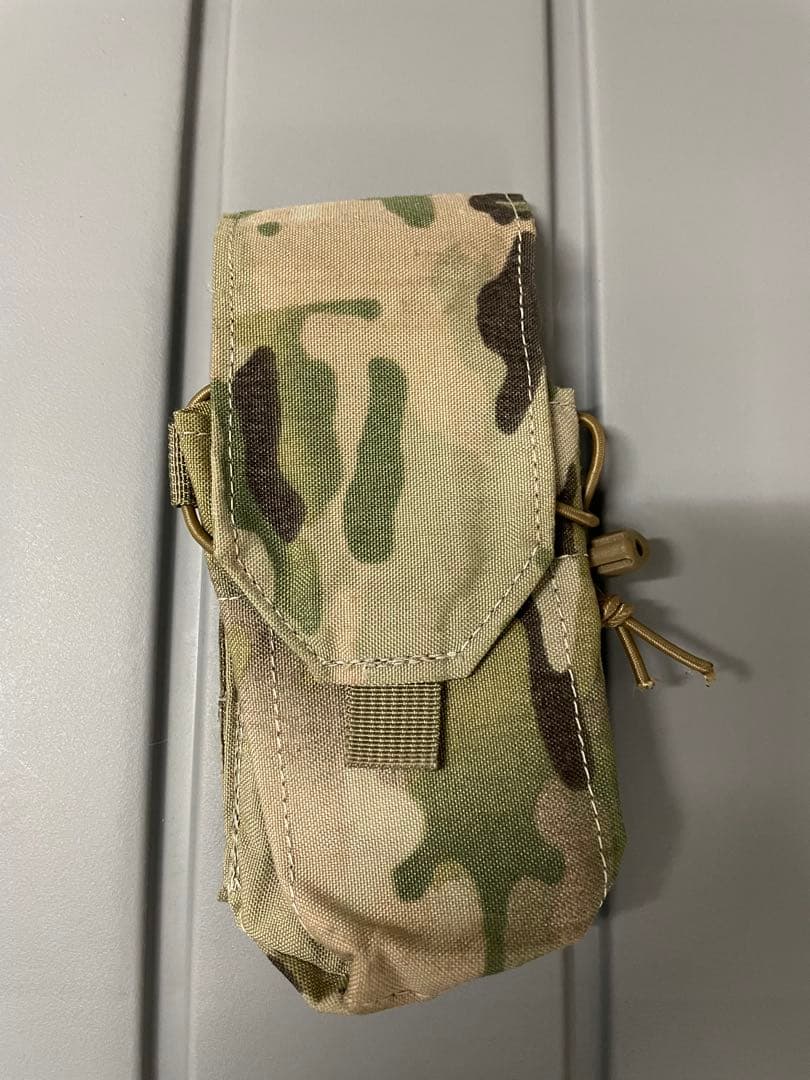 実物 SOF-LCS DOUBLE MAG 5.56 POUCH TAC-T
