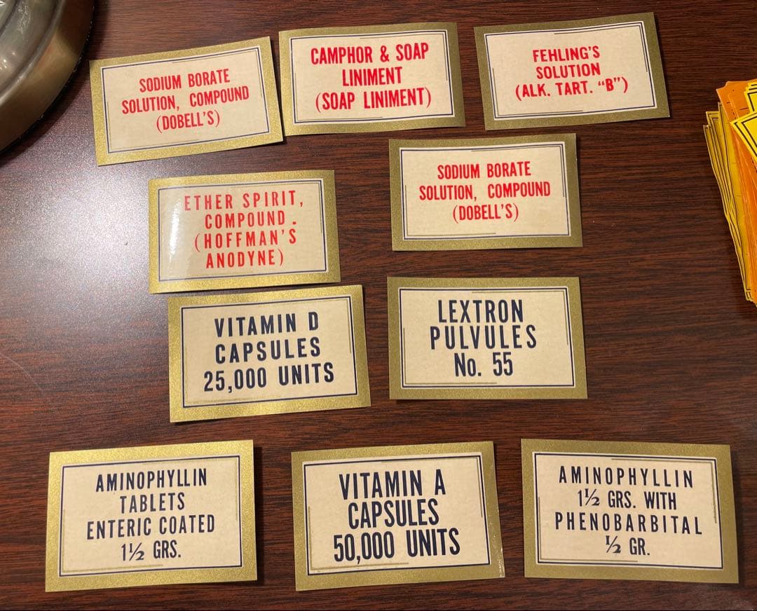 海外　ファーマシーラベル　75種各一枚計75枚　➕薬袋一枚　ラベル✖️4