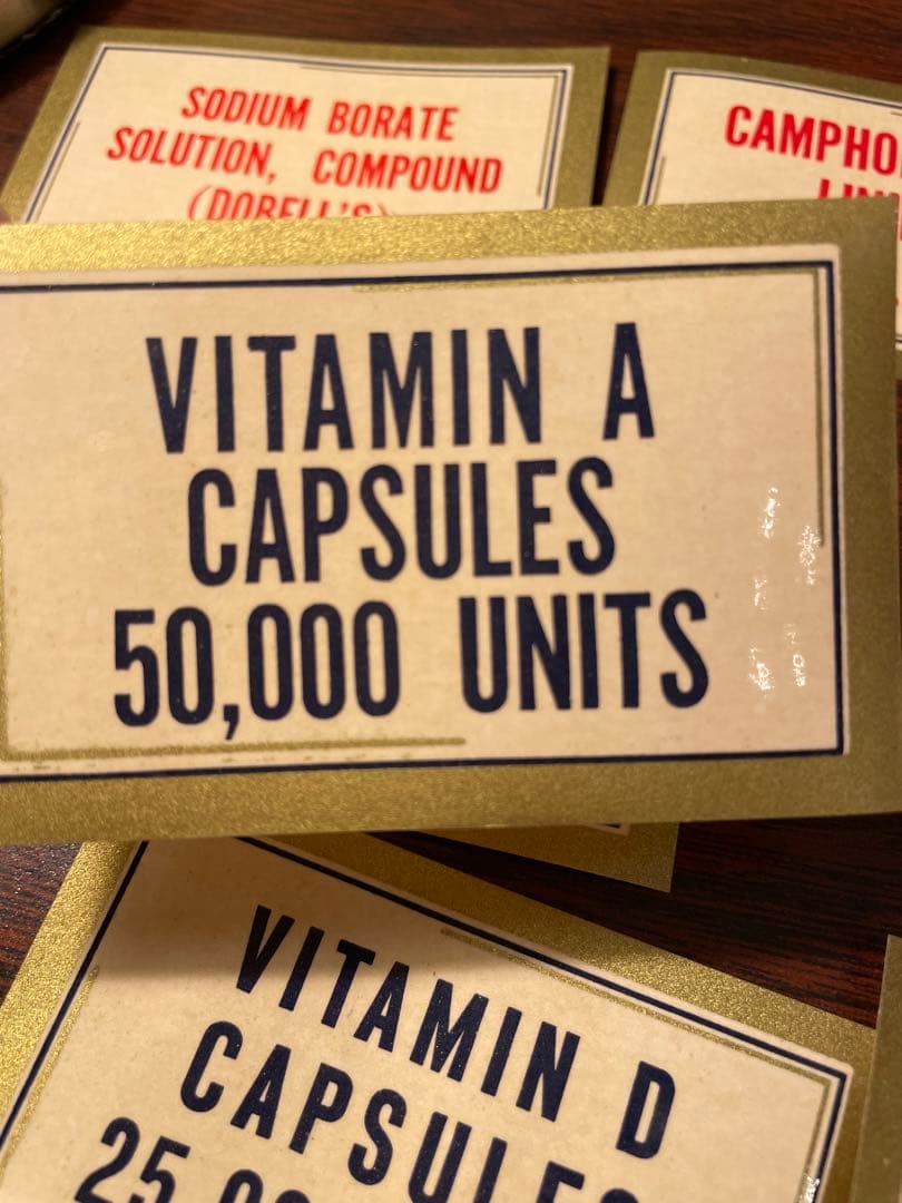 海外　ファーマシーラベル　75種各一枚計75枚　➕薬袋一枚　ラベル✖️4