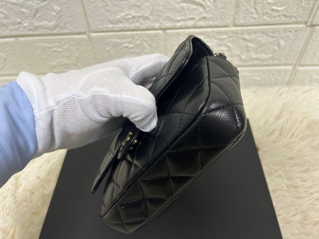 CHANEL ショルダー　チェーンウォレット　キャビアスキン