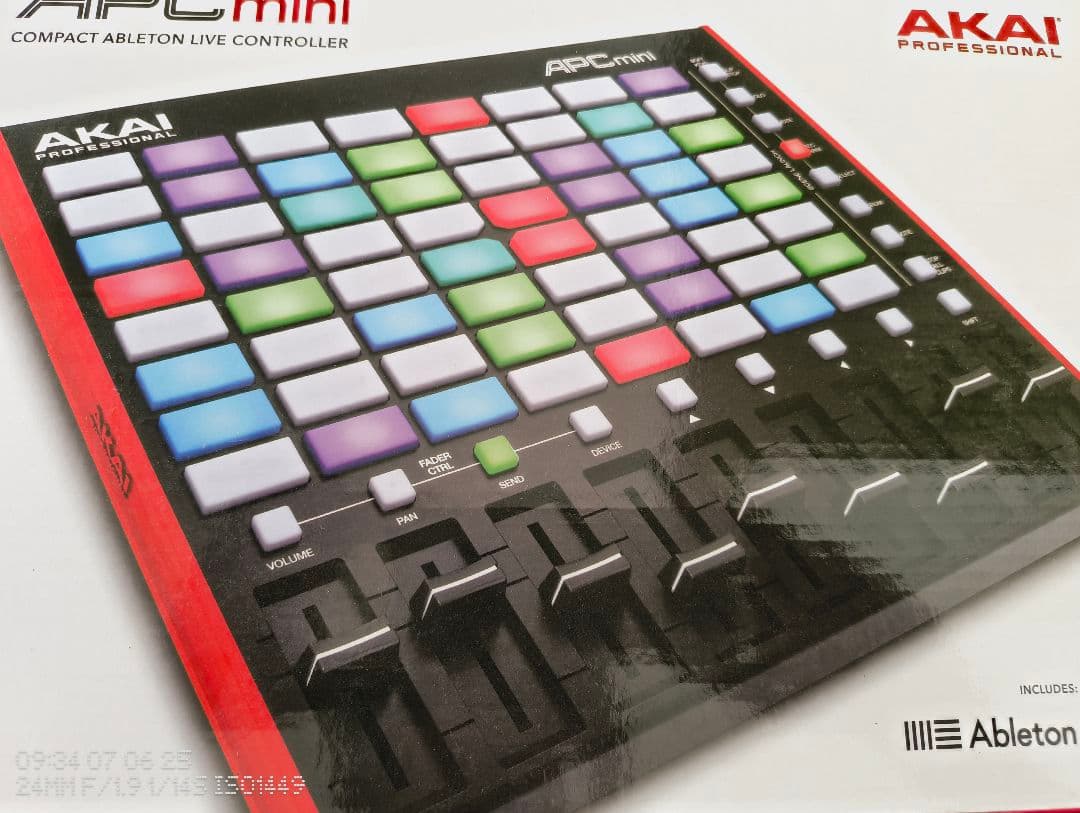 DJ機材 AKAI APC mini Mk2 AKAI APC Mini MK2 - The Disc DJ Store