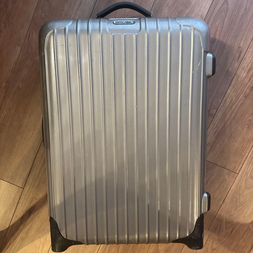 最安値 RIMOWA サルサ　SALSA 35L 機内持ち込みサイズ 機内持ち込みサイズ！RIMOWA リモワ SALSA サルサ スーツケース TSA