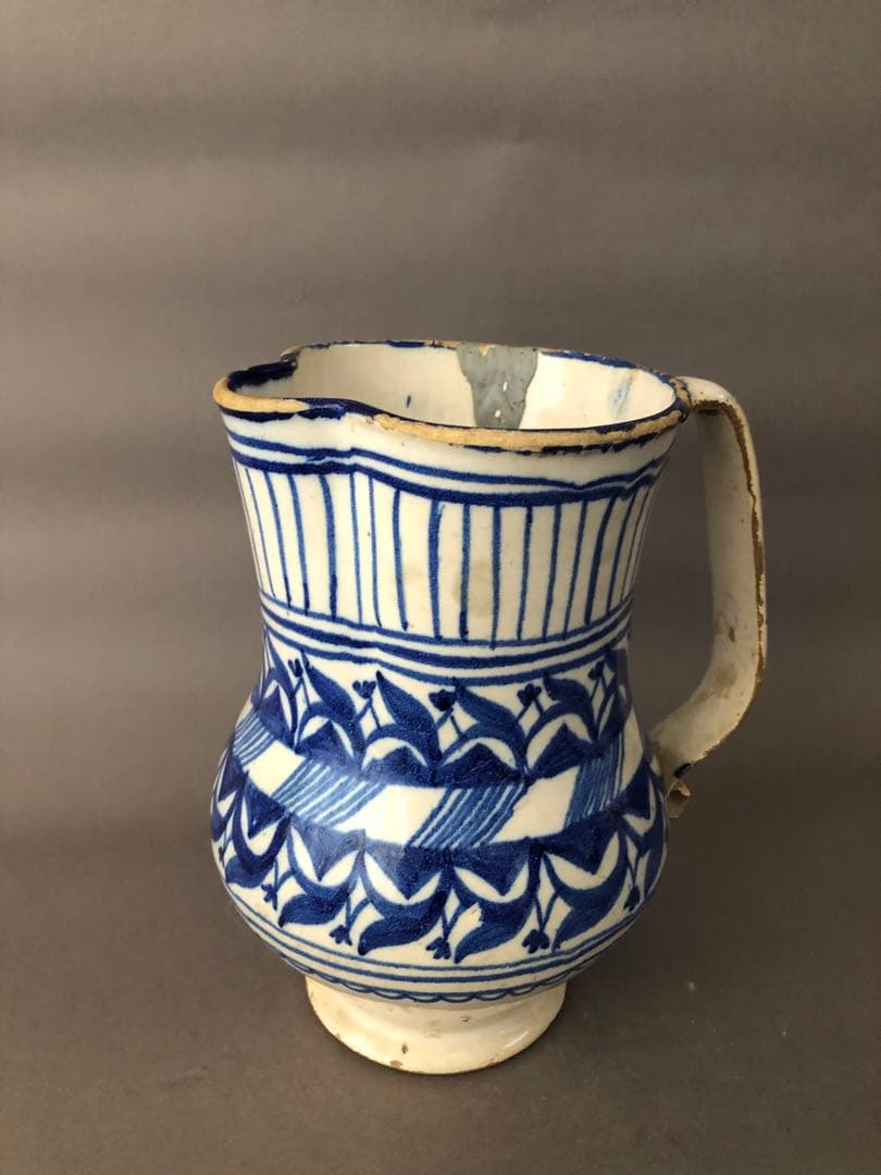 スペイン骨董 古陶 陶器 マニセス焼の水差し、ピッチャー アンティーク