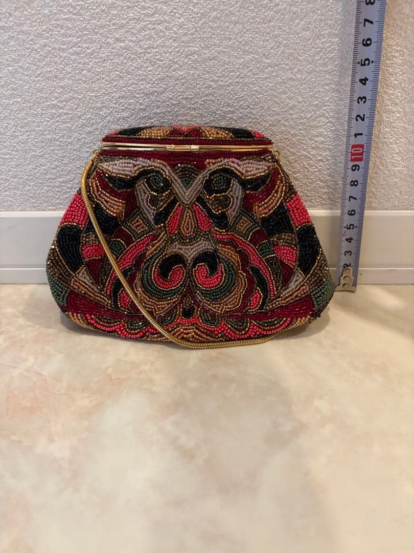 LUMY はしもと　　ビーズ装飾 フラワーモチーフ パーティーバッグ