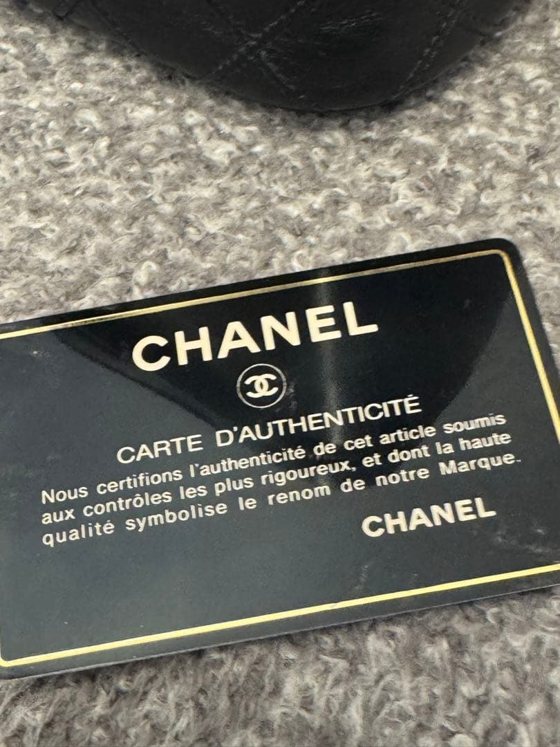 CHANEL バニティバッグ 化粧ポーチ ブラック ラムスキン 縦型
