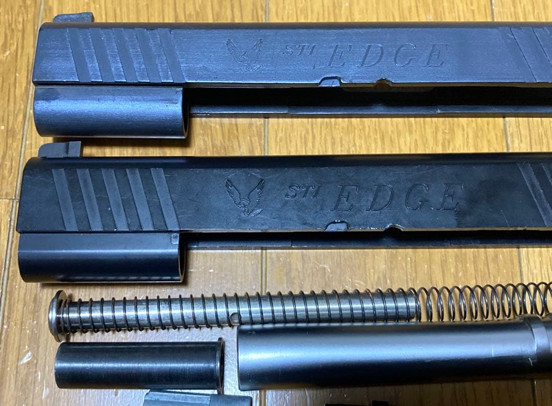 KSC STIエッジ　初期型リアルメカバージョン　スライド廻り希少パーツセット