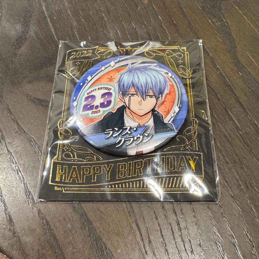 マッシュル ランス・クラウン バースデイ缶バッジ - メルカリ