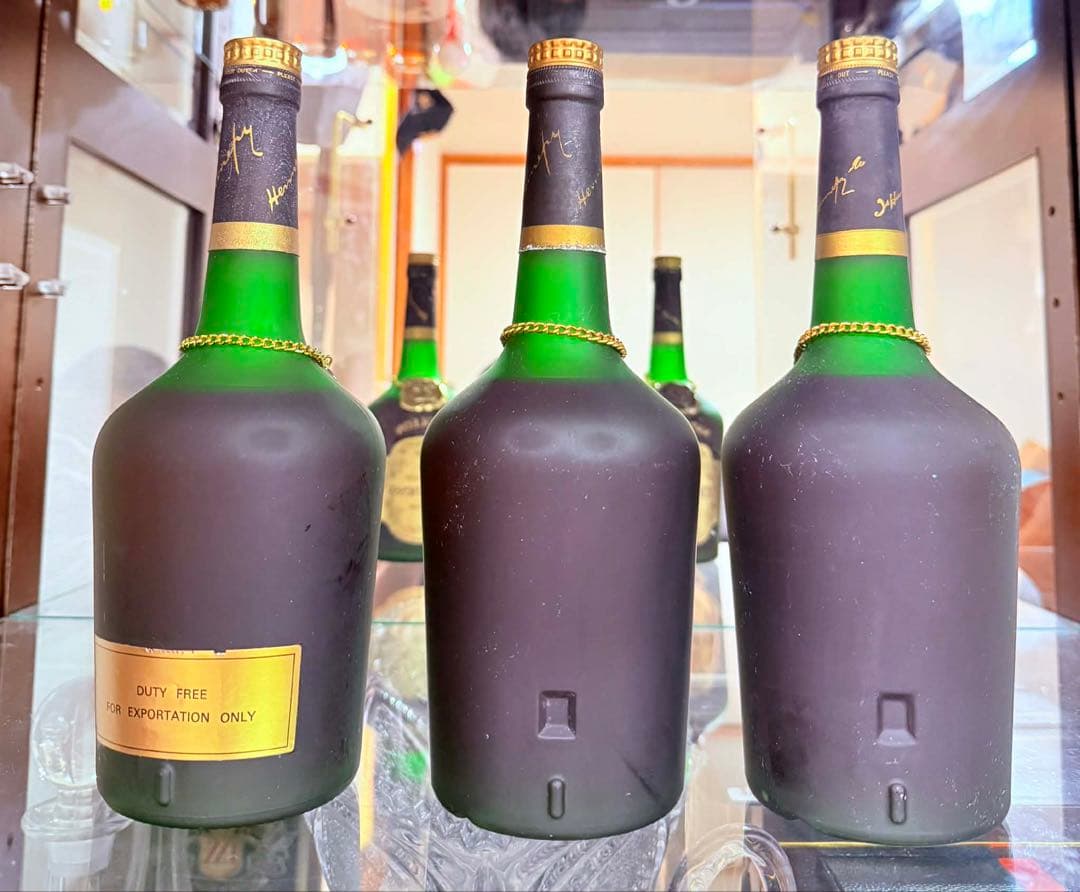 Hennessy Napoleon コニャック 700ml 3本. - メルカリ