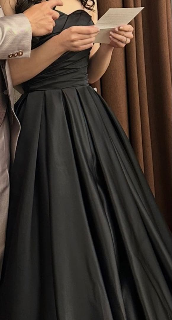 ブラックドレス