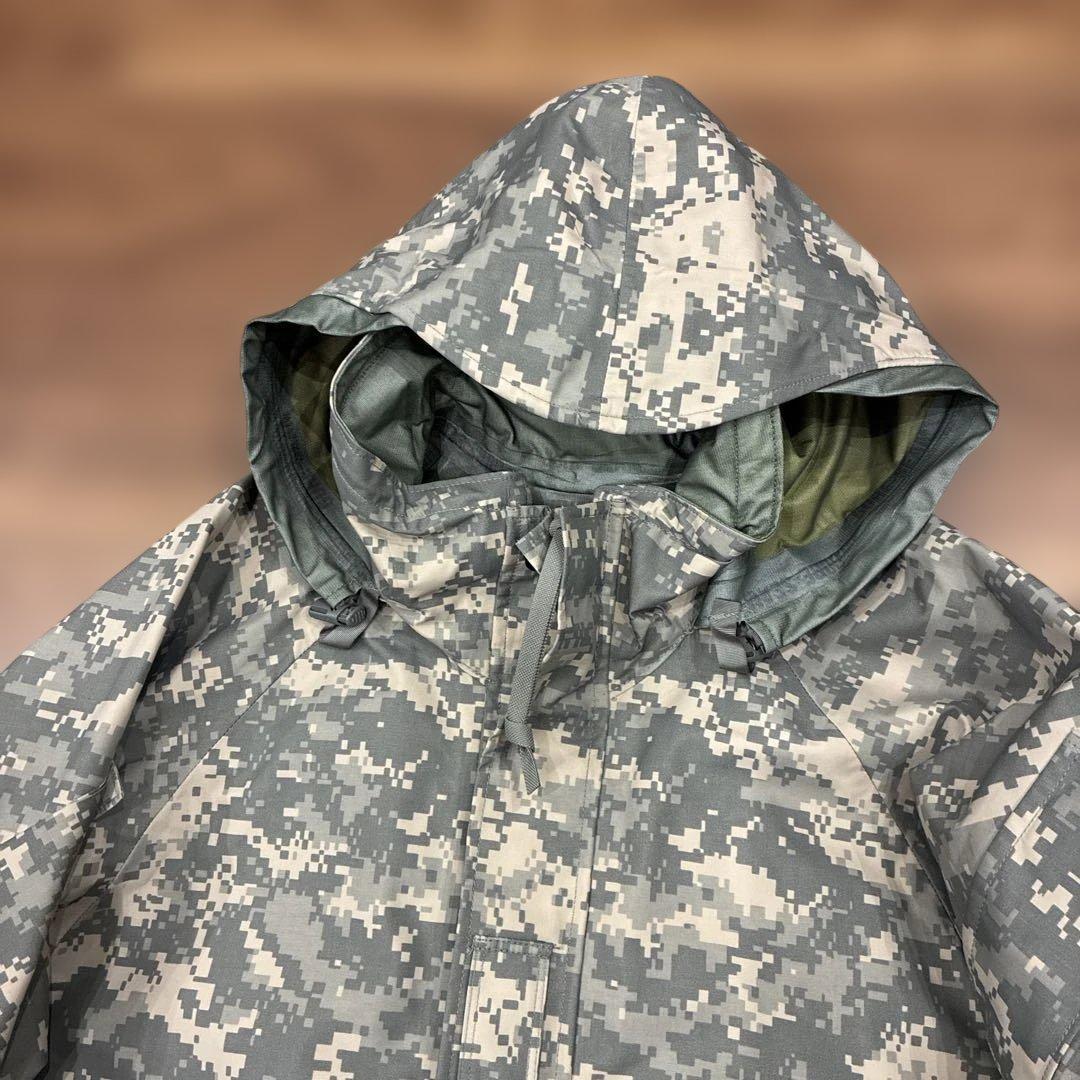 極美品 米軍実物 ECWCS GEN2 ACU GORE-TEX PARKA M