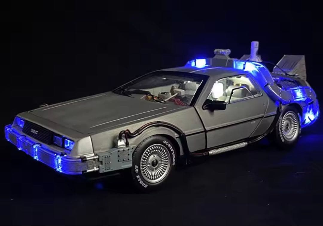 デロリアン 1/18スケール モデル Hot Wheels - メルカリ