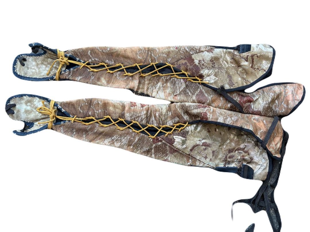 日本美術 時代甲冑 等身大 家紋入 丸に揚羽蝶 鎧兜 一式 面頬 鎧櫃 鎧立付