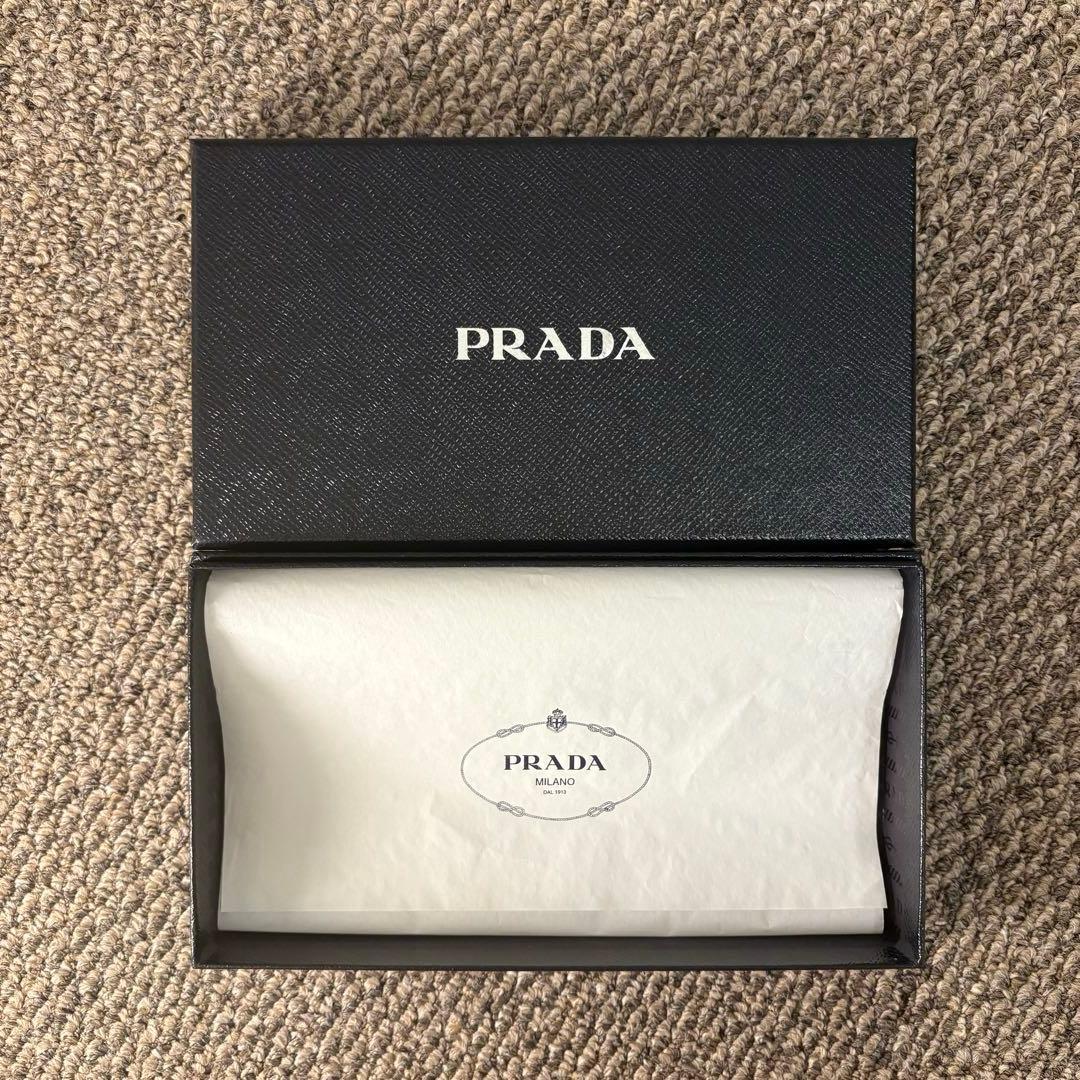 PRADA サフィアーノレザー 長財布