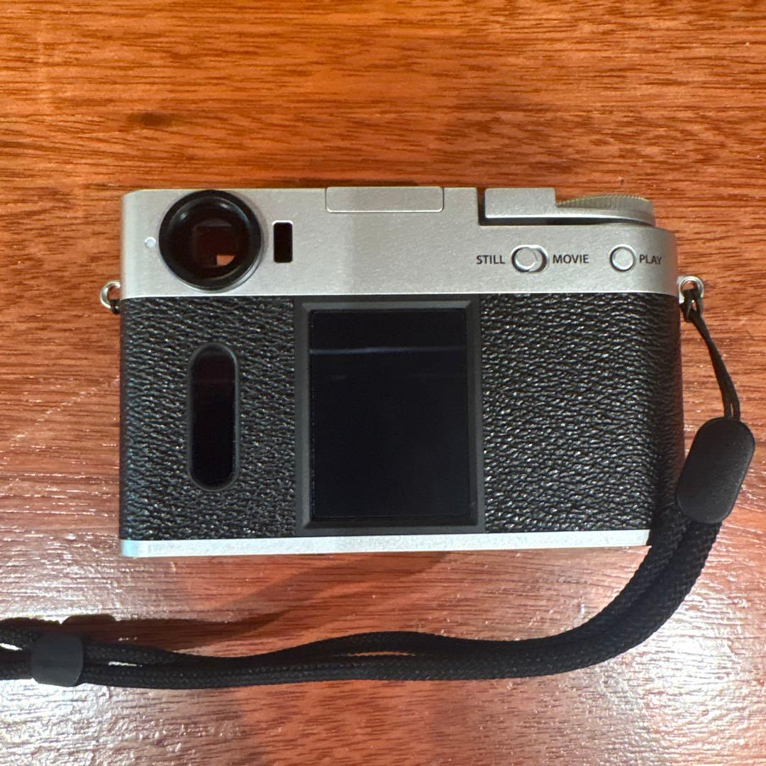 FUJIFILM X-HF1 x-half 新品同様 シルバー