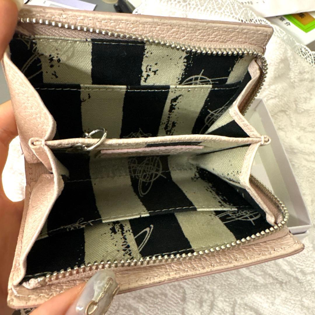 Viviennewestwood ファスナー付き 財布　小銭入れ　銀色