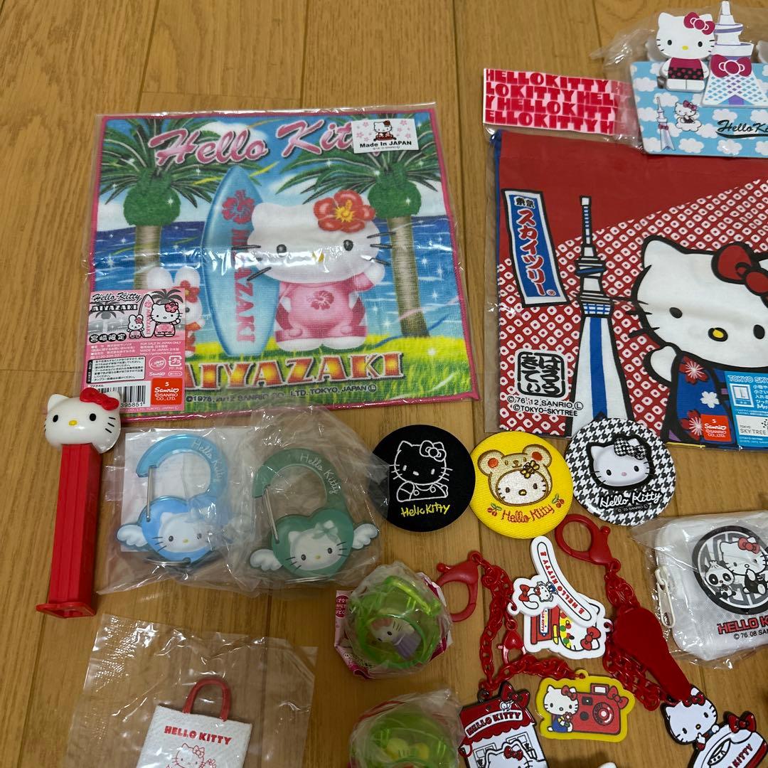 サンリオ ご当地キティ ストラップ タオル カプセルトイ フィギュア USJ