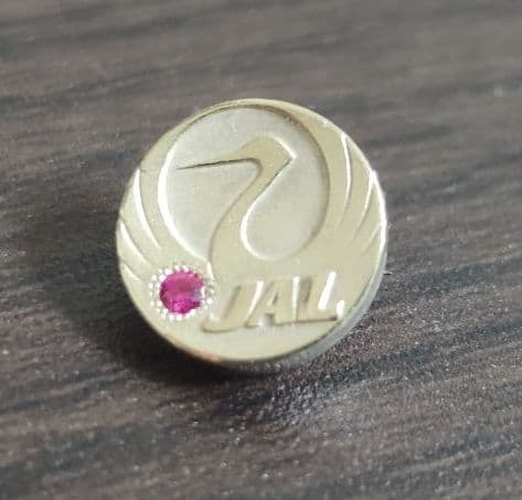 JAL 日本航空 最新 社章 ルビー シルバー ピンバッジ JAL 日本航空 社