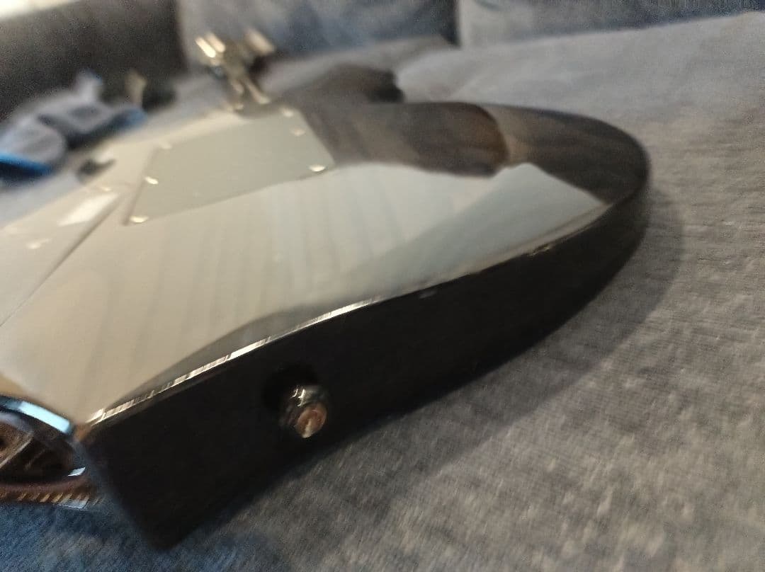 GrassRoots G-FR-62GT フォレスト フロイドローズエレキギター