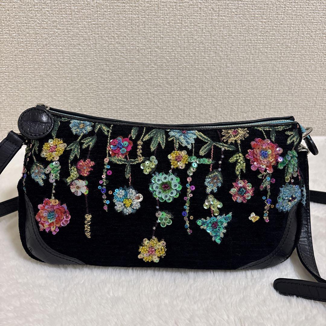 Think Bee! スパンコール フラージェビーズ ショルダーバッグ 刺繍