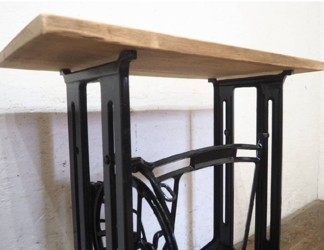 1062 黒ペンキのミシンテーブル デスク 展示台 リメイク レトロ ビンテージ