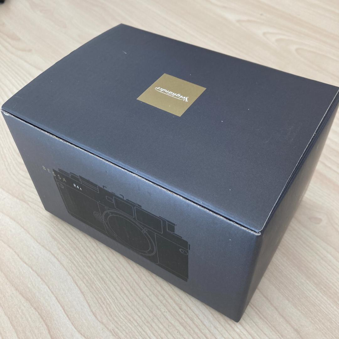 フォクトレンダー　レンジファインダーカメラ　BESSA R4A Voigtlander Bessa R4A 35mm Rangefinder Camera AA125M B&H Photo