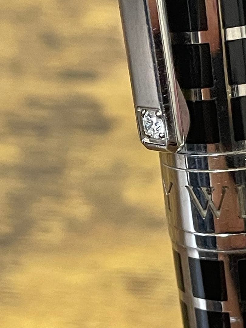 シリアルナンバー ダイヤモンド パラジウム仕上げ ハリーウィンストン