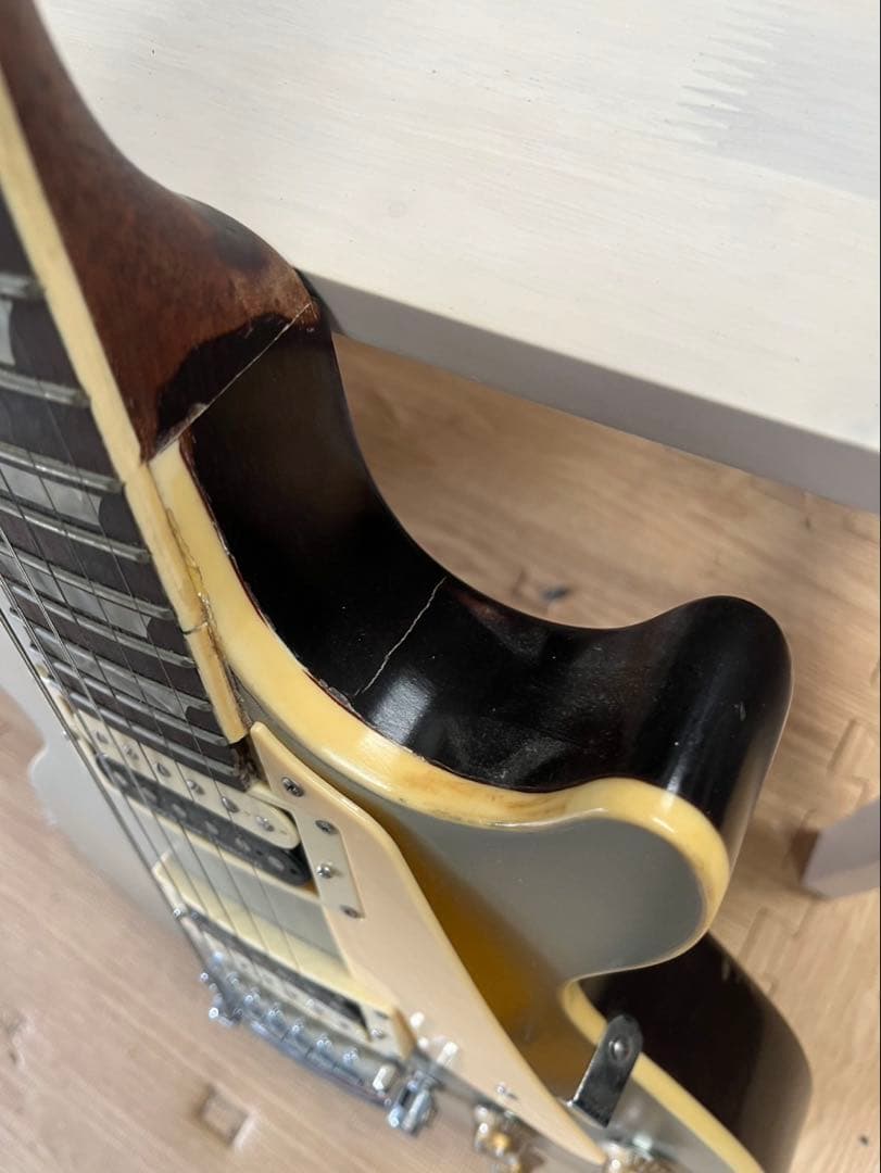 ジャンク　H.S.Anderson les paul