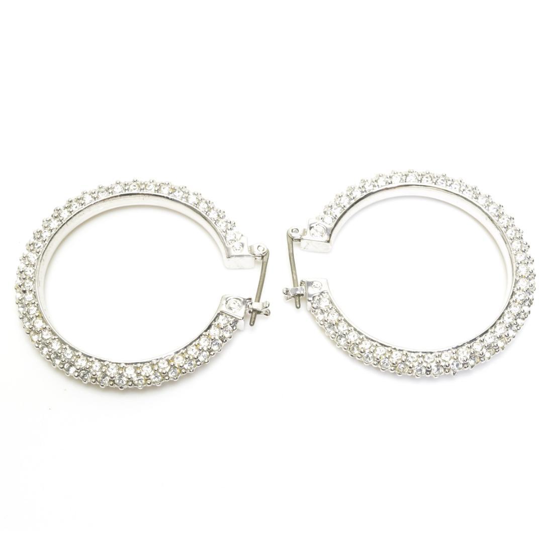 美品 スワロフスキー Dextera フープ ピアス シルバー