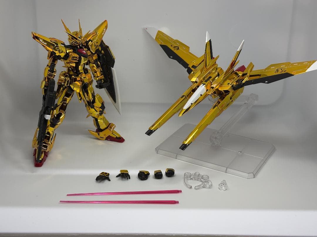 組み立て済ジャンク RG 1/144 アカツキガンダム(オオワシ装備)