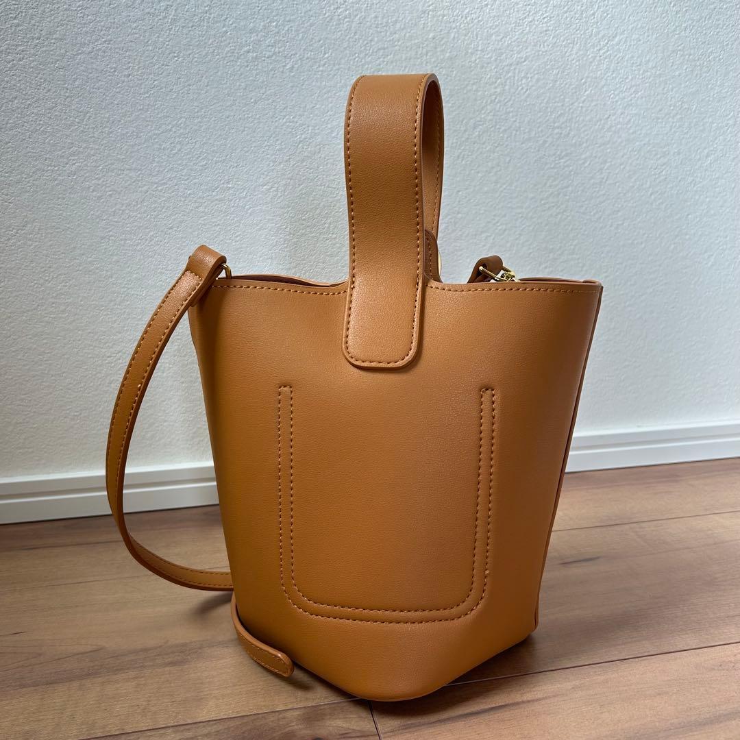 ペブル風　バケットバッグ　バケツバッグ