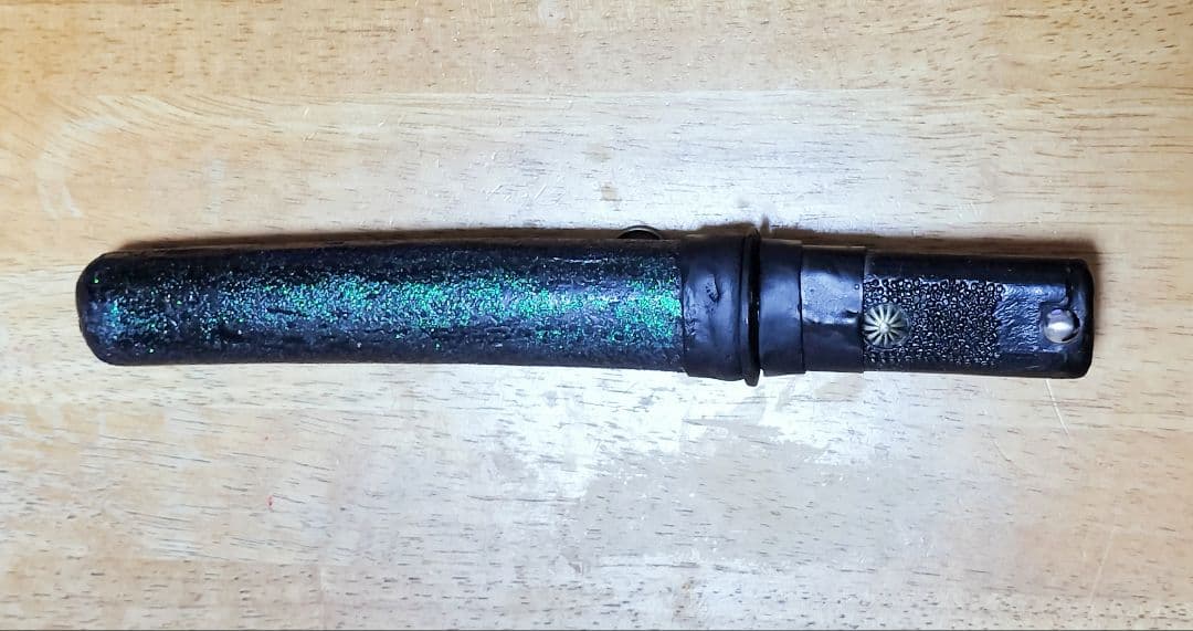 残欠使用鍔付短刀 アンティーク仕上げブラック＆グリーン（登録不要合法品）