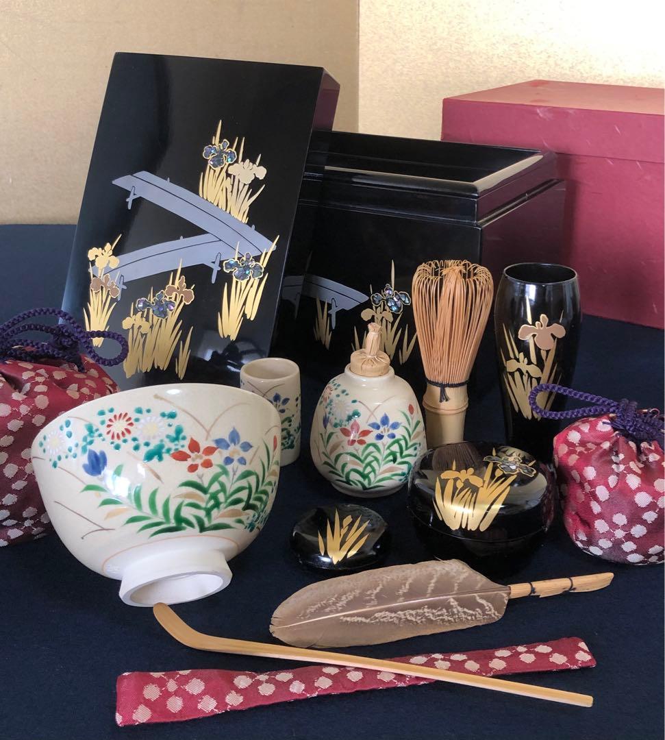 R》杜若に八橋蒔絵 螺鈿 茶箱 お茶道具9点 仕覆付 元箱 260203く4