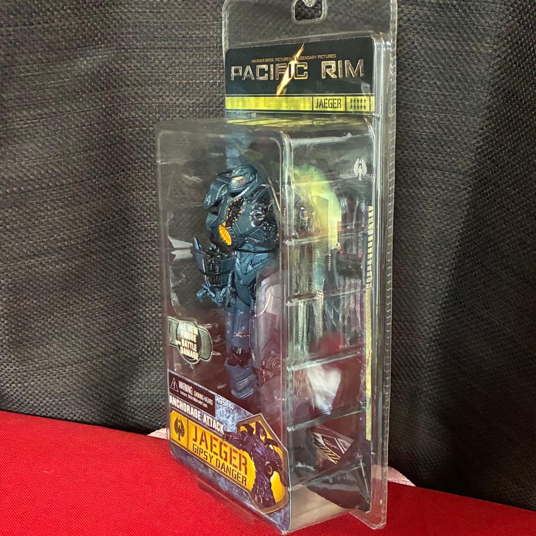 パシフィック・リム GIPSY DANGER TACIT RONIN セット