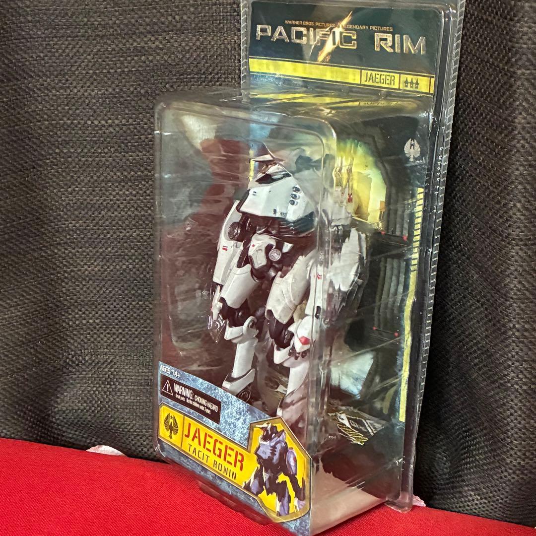 パシフィック・リム GIPSY DANGER TACIT RONIN セット