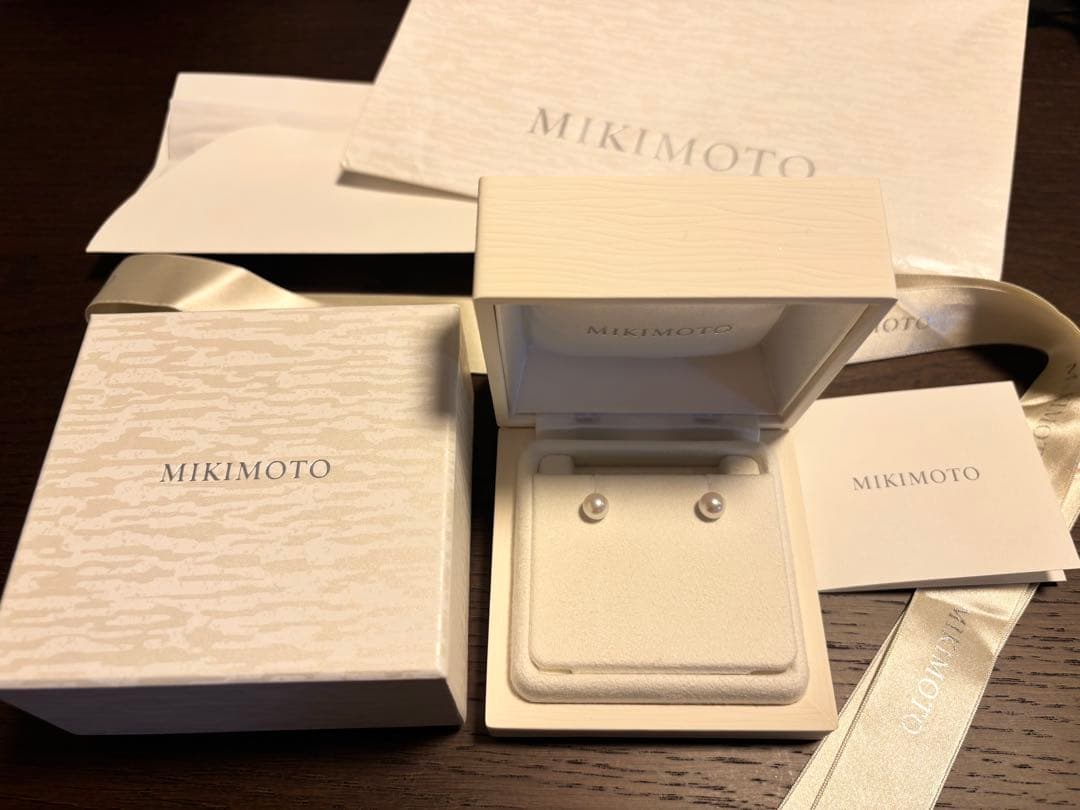 MIKIMOTO 真珠スタッドピアス 6.5mm