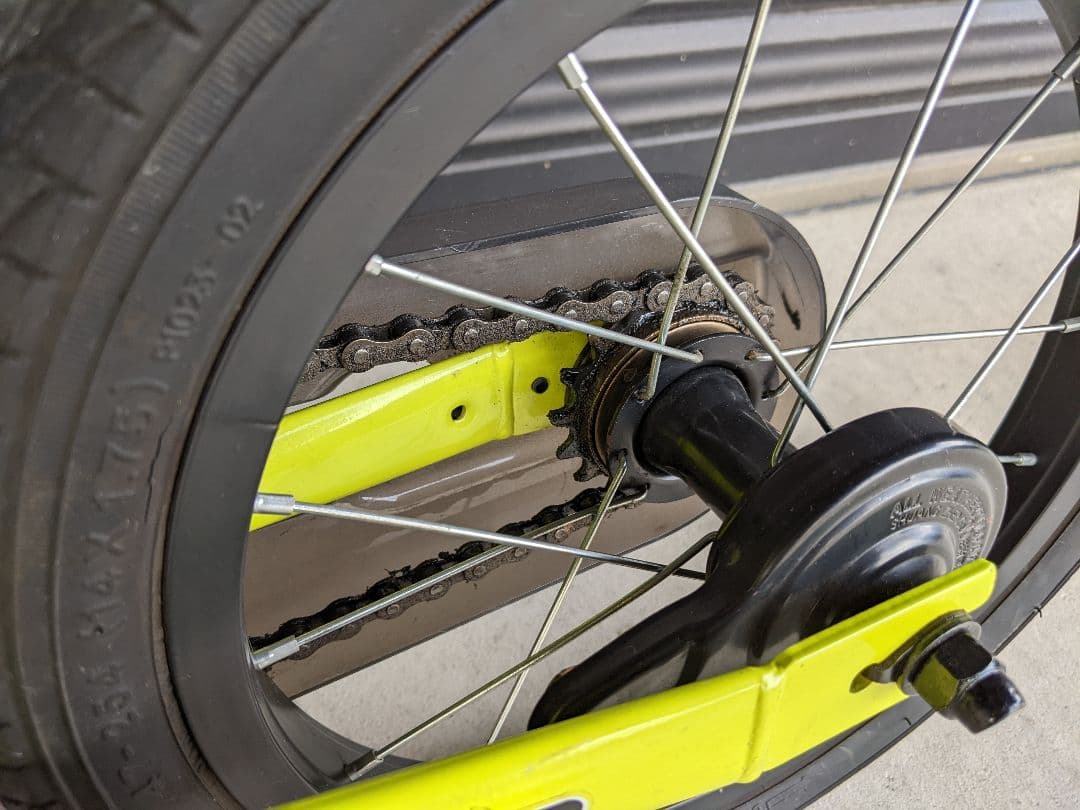 STRIDER ストライダー14x ライムイエロー