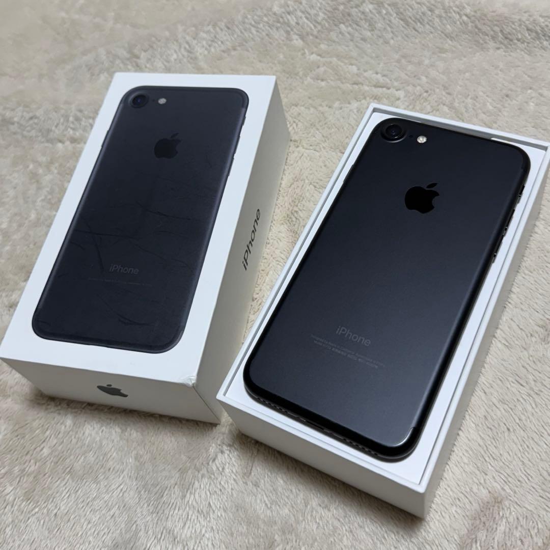 iPhone7 Black 128GB SIMフリー au版