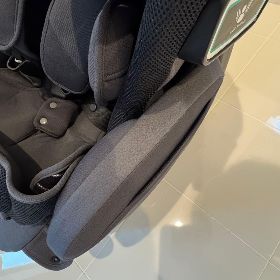 美品　Aprica フラディアグロウ ISOFIX プレミアム