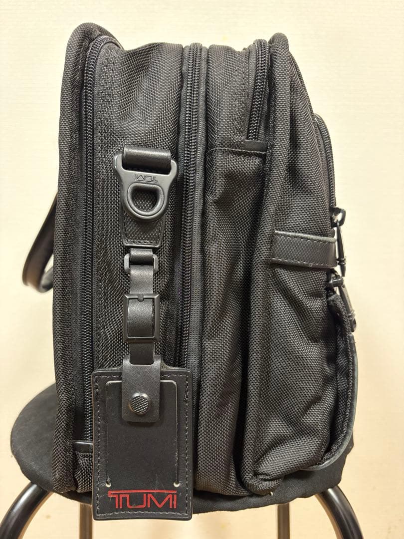 TUMI ブラック ビジネスバッグ　ALPHA3