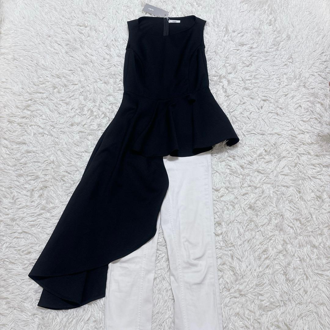 【新品未使用】sheller シェリエ　サイドテール ペプラムトップス　ブラック