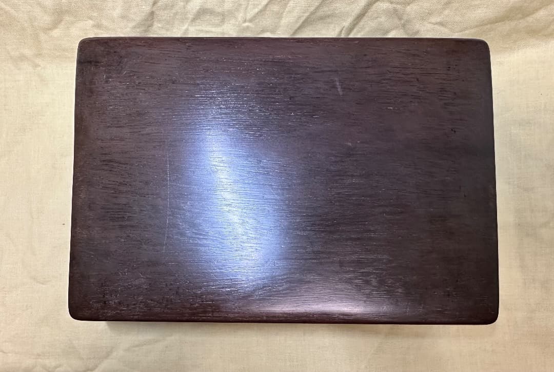 中国・高級「端硯 」・方型・ ケース付き・ 書道用具。