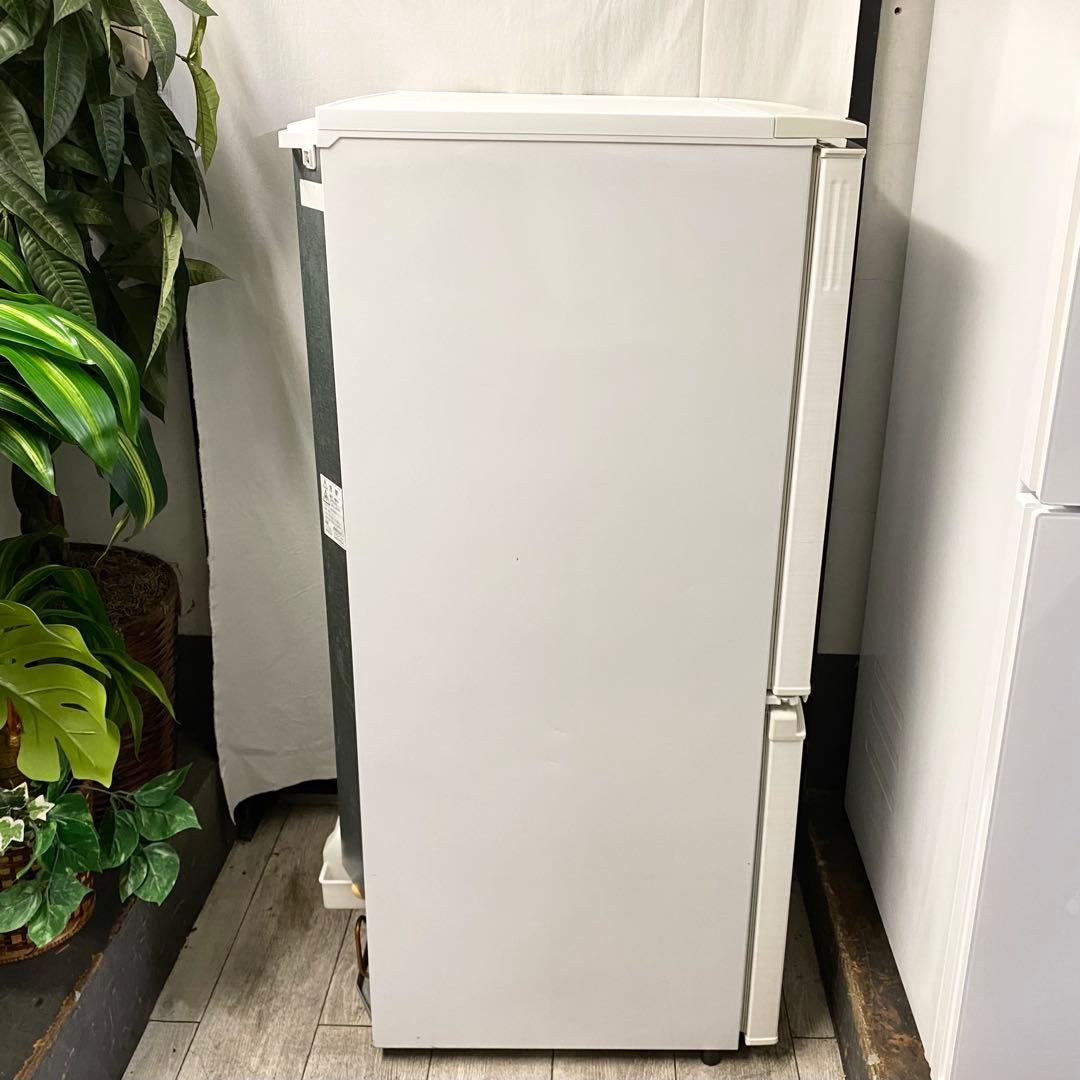 訳あり！一人暮らしに！どっちも付け替えドアが人気♪2ドア冷凍冷蔵庫137L