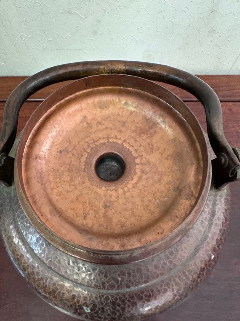 山川堂製 銅製 やかん 職人手作り アンティーク銅本体は槌目して作